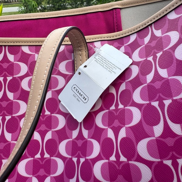 NWT Authentic COACH PRK DREAM C TOTE BAG in Magenta & Tan Incl Dust Bag - Picture 8 of 12